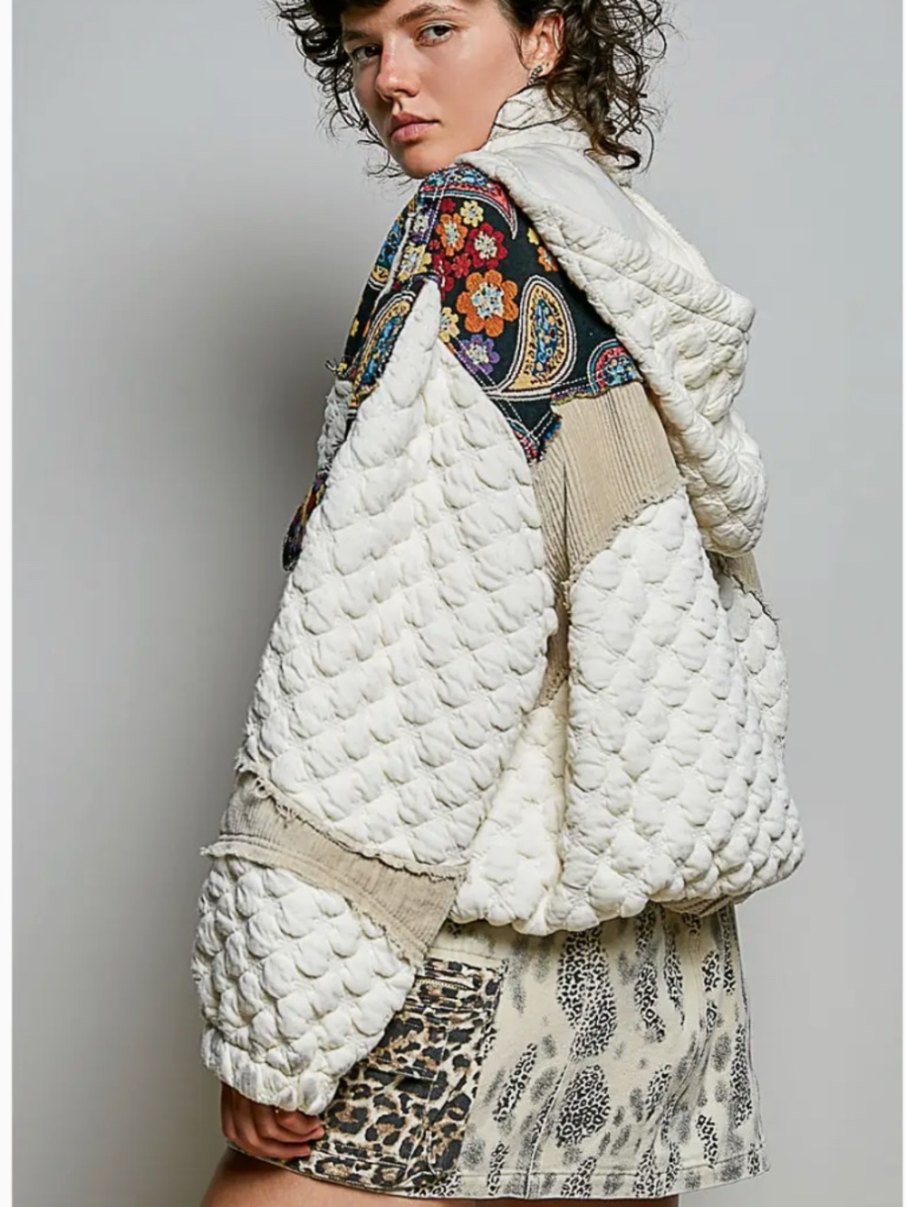 POL Oversize Contrast Quilted Jacket - Picture 3 of 4